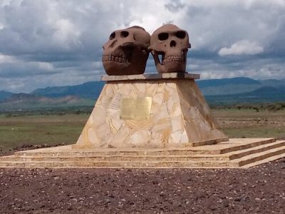signs-at-olduvai-gorge